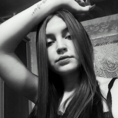 Фотография девушки Sasha, 20 лет из г. Березовский (Кемеровская Обл)