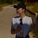 Mira, 23 года
