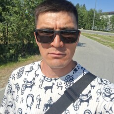 Фотография мужчины Нурик, 30 лет из г. Новый Уренгой