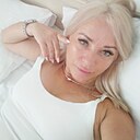 Oksi, 49 лет