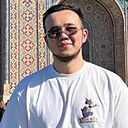 Алдияр, 20 лет