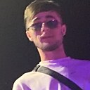 Мир, 27 лет