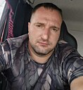 Миша, 33 года