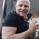 Роман, 43 года