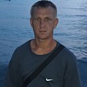 Max, 42 года