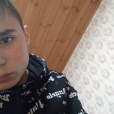 Фотография мужчины Руслан, 19 лет из г. Казань