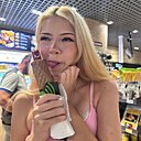Настя, 18 лет