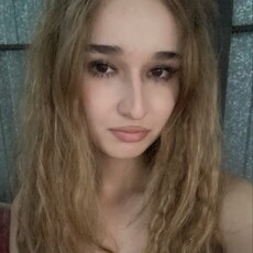 Фотография девушки Анастасия, 18 лет из г. Алматы