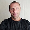 Max, 42 года