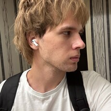 Фотография мужчины Кирилл, 19 лет из г. Минск