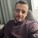 Роман, 33 года