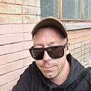 Денис, 33 года