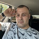Михаил, 32 года