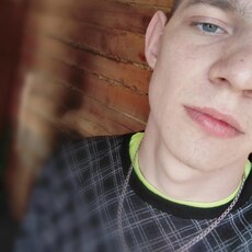 Фотография мужчины Влад, 24 года из г. Усть-Кут