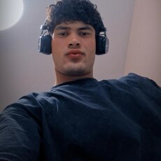 Фотография мужчины Umar, 23 года из г. Брянск