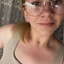 Вика, 24 года