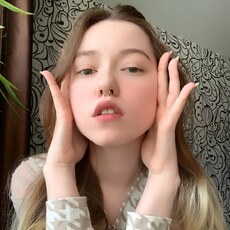 Фотография девушки Оксана, 23 года из г. Санкт-Петербург