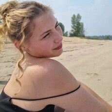 Кристина, 22 из г. Томск.
