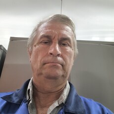 Фотография мужчины Валерий, 63 года из г. Орел