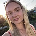 Анастасия, 24 года