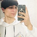Бобуршох, 20 лет