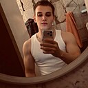 Михаил, 21 год