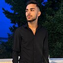 Gvv, 22 года
