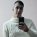 Максим, 23 года