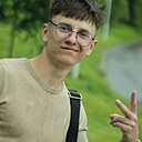 Толя, 20 лет