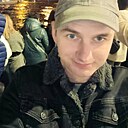Артём, 24 года