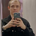 Максим, 23 года