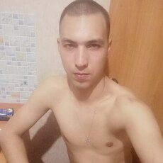 Фотография мужчины Maksim, 33 года из г. Северобайкальск
