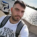 Лева, 41 год