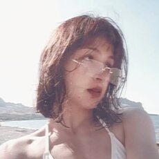 Фотография девушки Лули, 19 лет из г. Симферополь