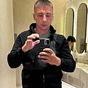 Михаил, 33 года