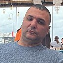 Вазген, 51 год