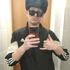 Фотография мужчины Антоха, 18 лет из г. Благовещенск