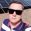 Макс, 24 года