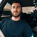 Yan, 32 года