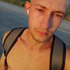 Фотография мужчины Виталий, 27 лет из г. Старый Оскол