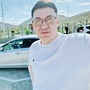 Кенжахан, 40 лет