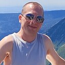 Sps, 42 года