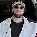 Амир, 24 года
