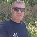 Ден, 43 года