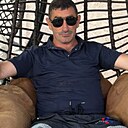 Сен, 42 года