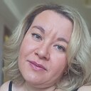 Алсу, 42 года