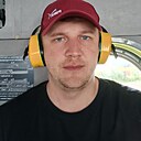 Макс, 33 года