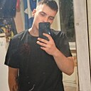 Михаил, 22 года
