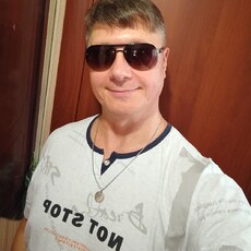 Олег, 51 из г. Новосибирск.