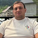Алим, 33 года